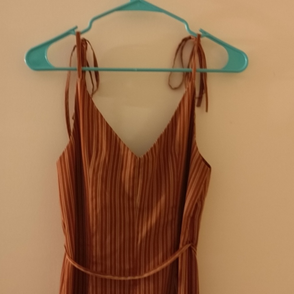 *LAST CHANCE* Rust colored dress - Picture 4 of 8